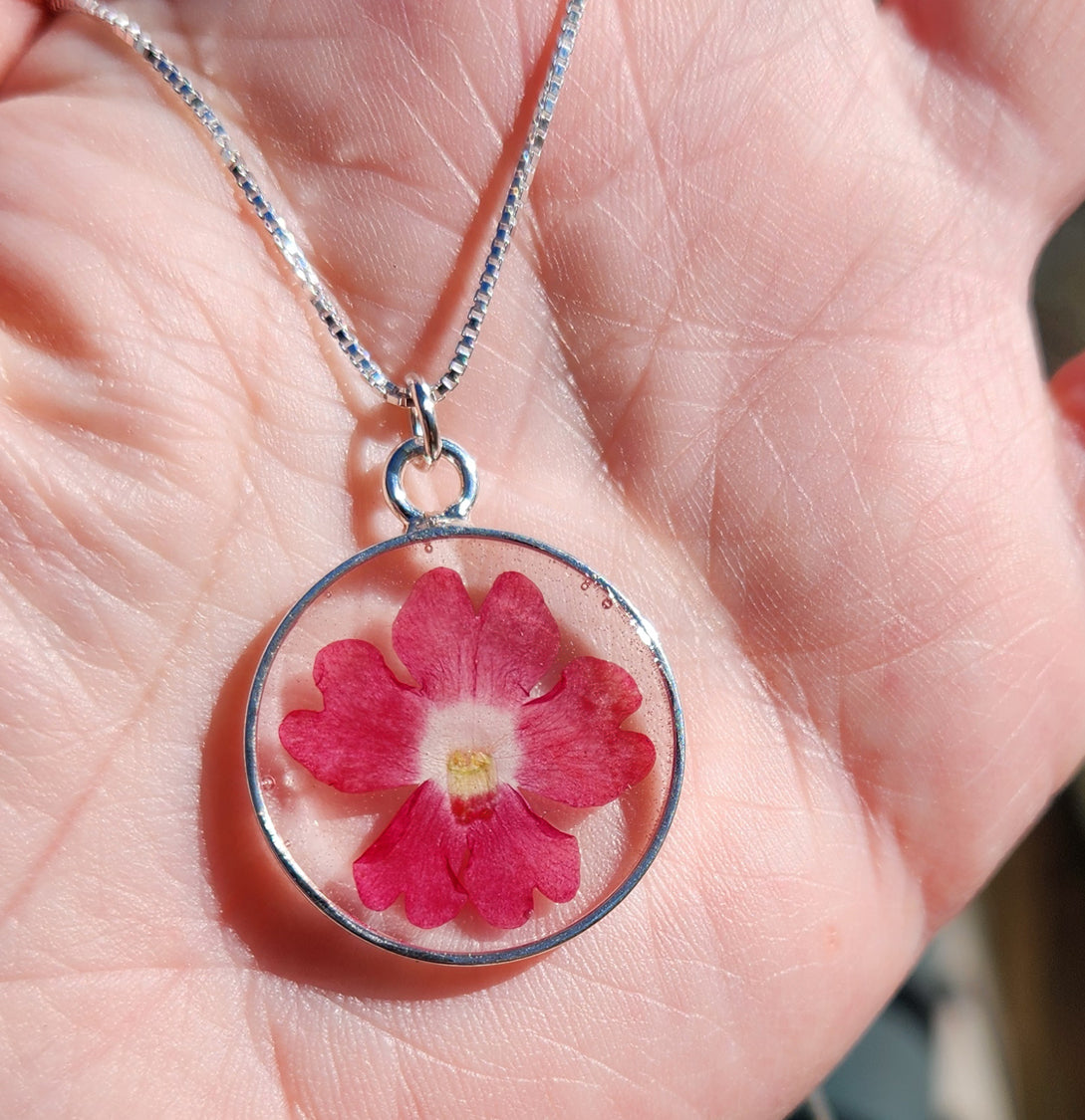 Necklace - Verbena Flower in a Round Silver Bezel