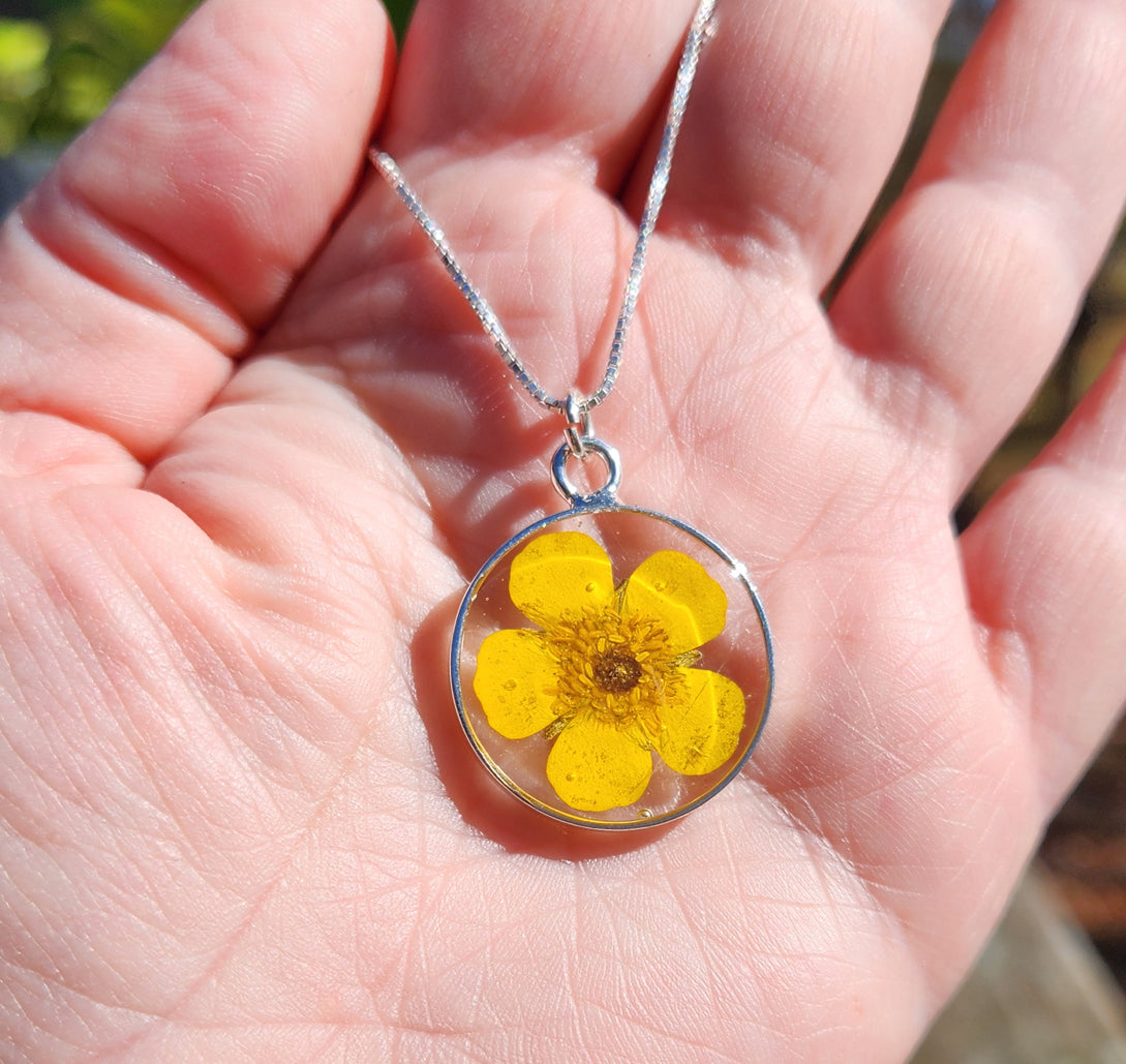 Necklace - Buttercup Flower in a Round Silver Bezel