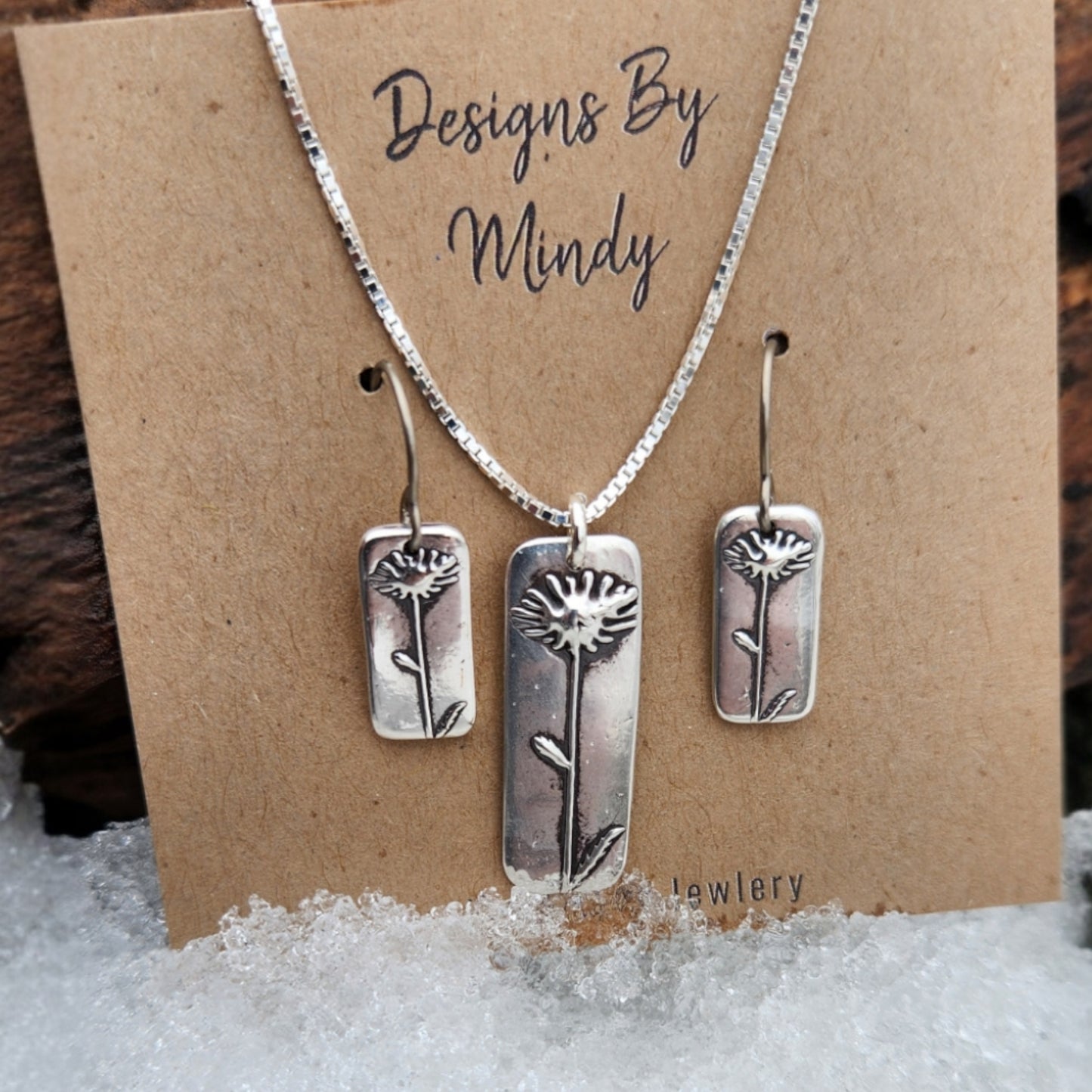 Silver Pendant-Tiny Wild Flower